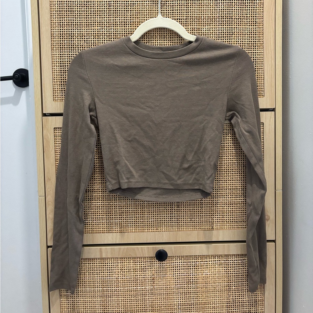 Zara washed brown cropped long sleeve top